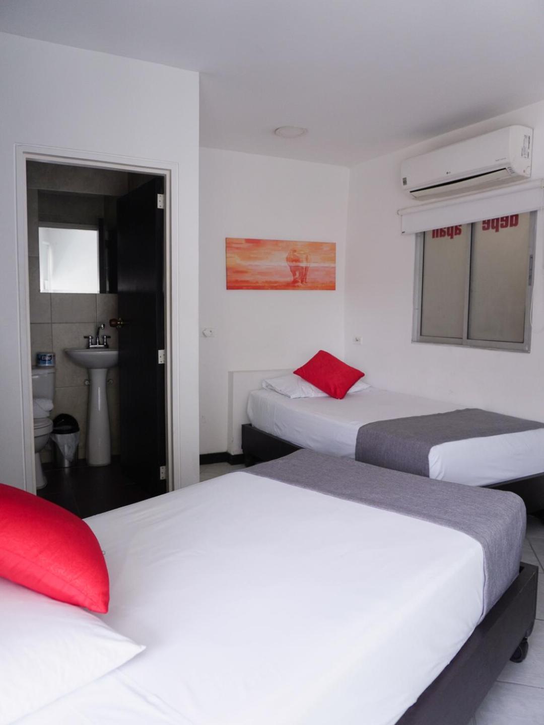Hotel Depeapan Cali Zewnętrze zdjęcie